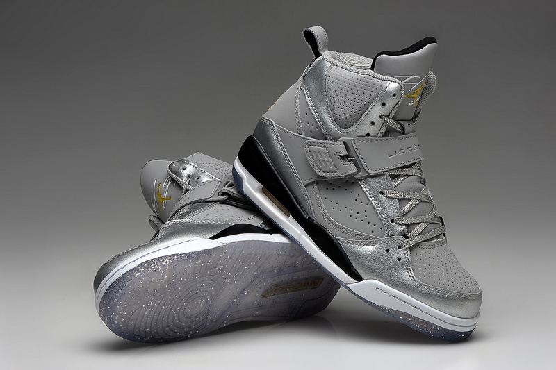 basket jordan femme grise